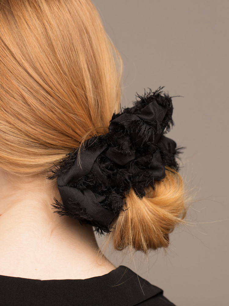 Brunch Scrunchie - Frayed Black