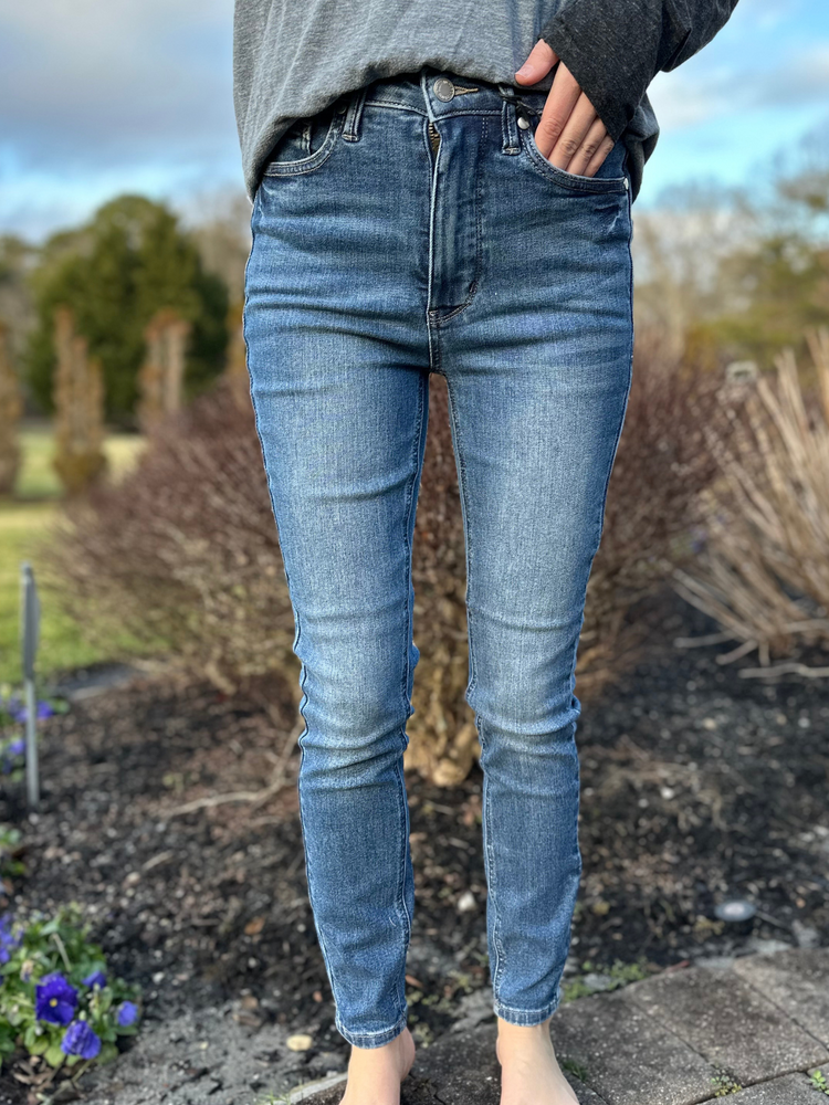 Judy Blue High Waisted Tummy Control Release Hem Bootcut Jeans