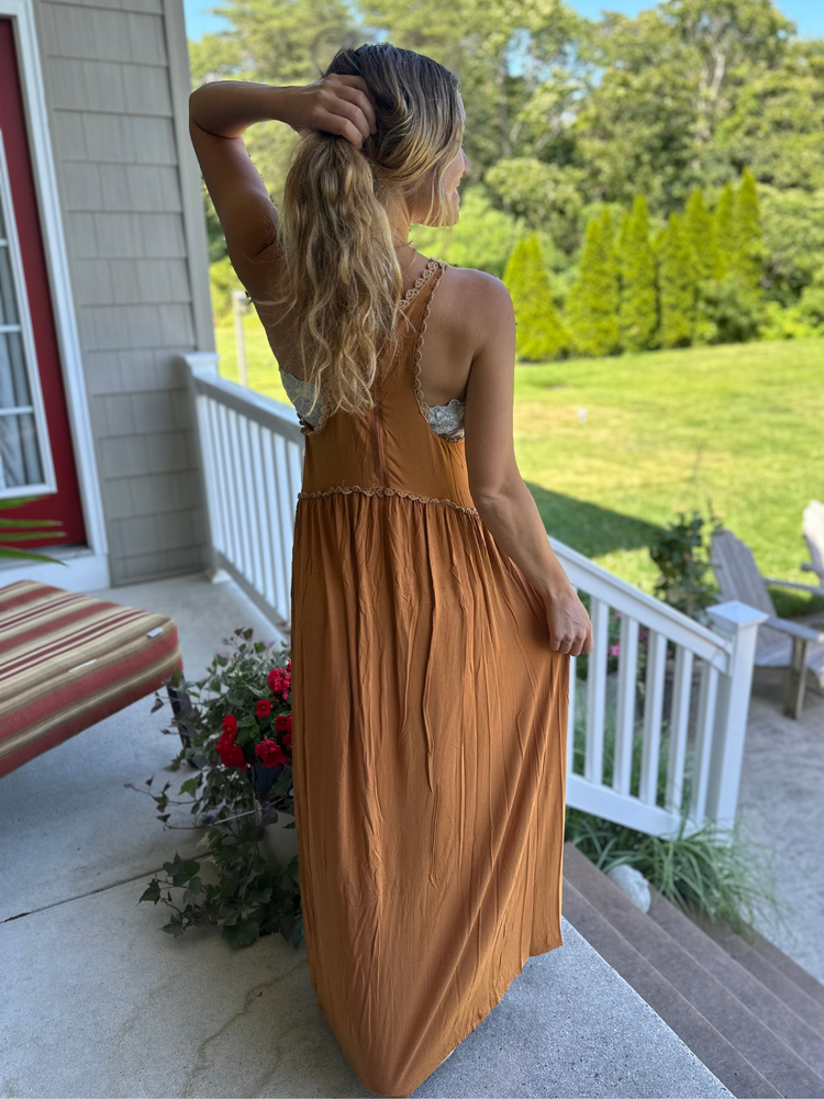 Sleeveless Boho Maxi Dress in Toffee