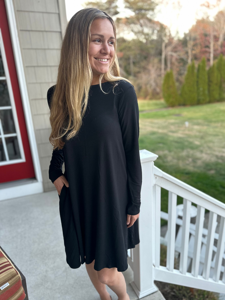 Black Long Sleeve Flare Dress with Pockets